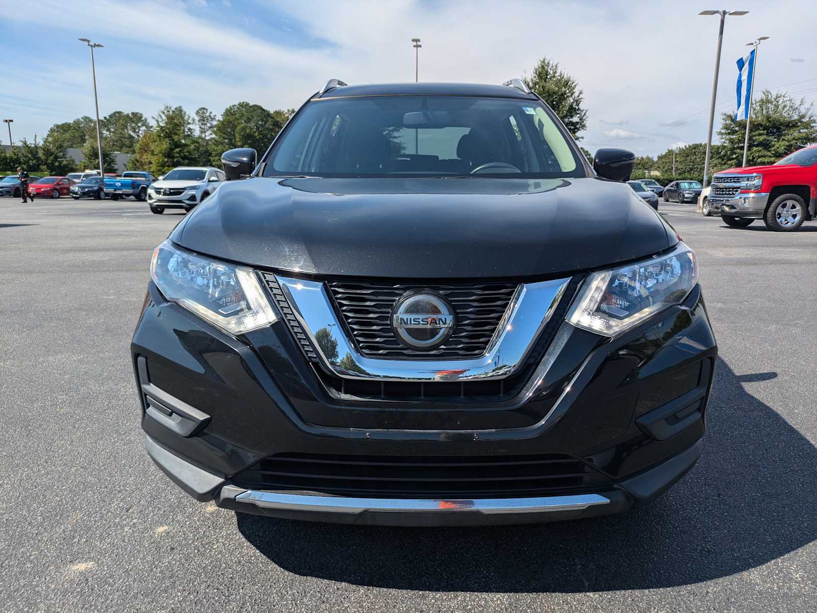 2018 Nissan Rogue SV 2