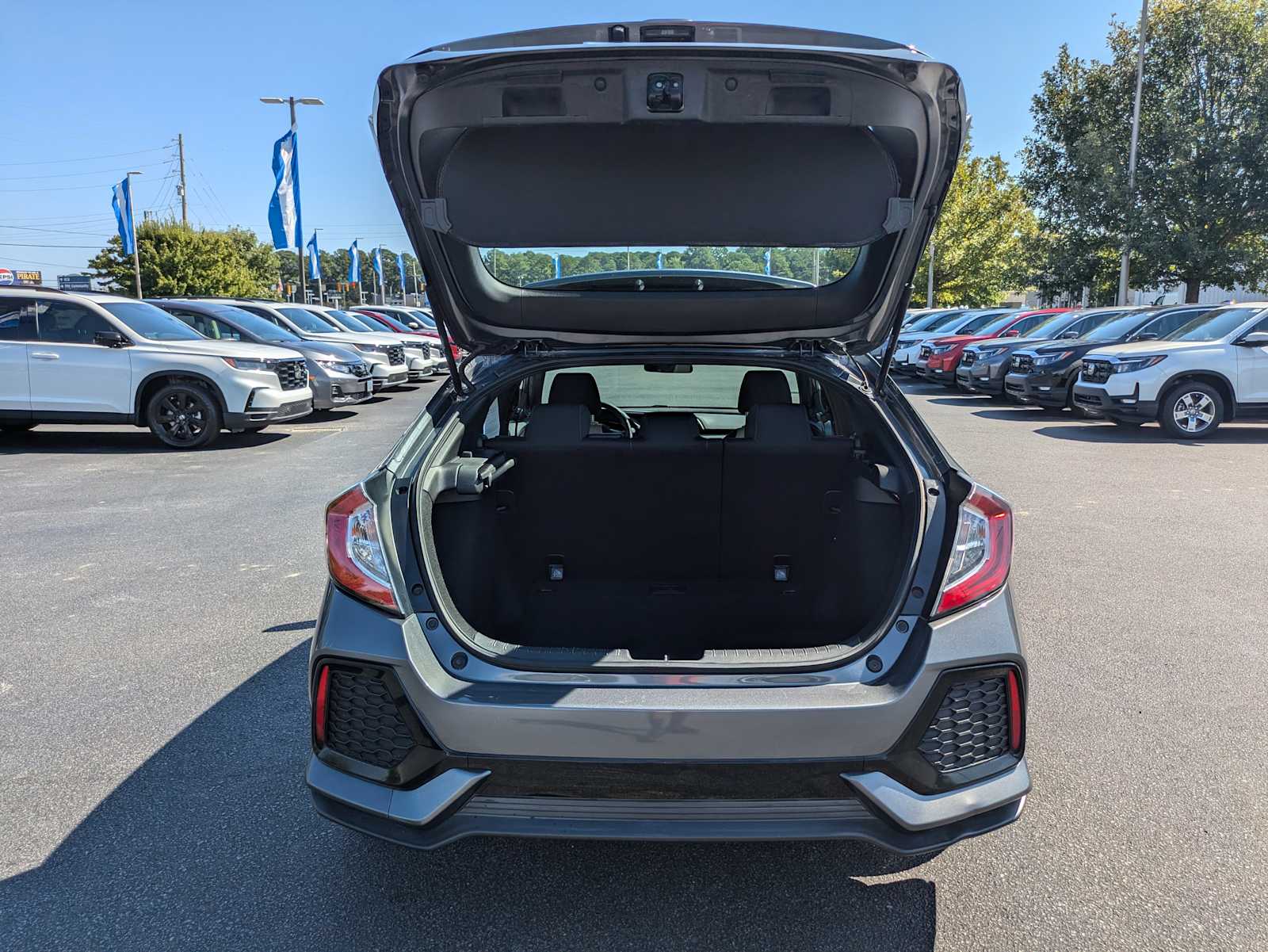 2018 Honda Civic Hatchback EX 29