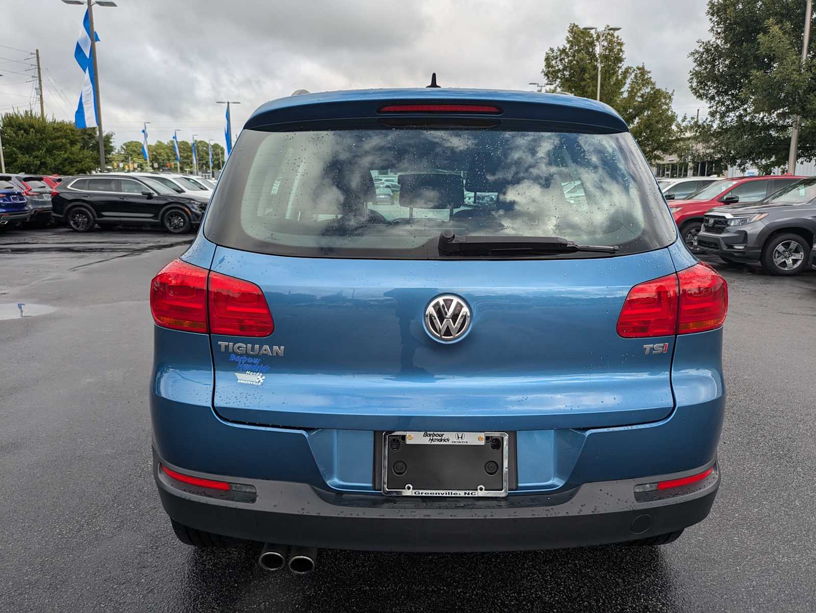 2017 Volkswagen Tiguan S 8