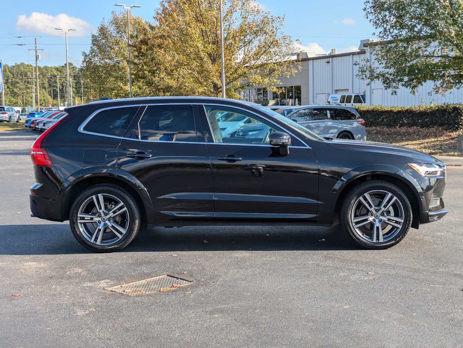 2020 Volvo XC60 Momentum 9