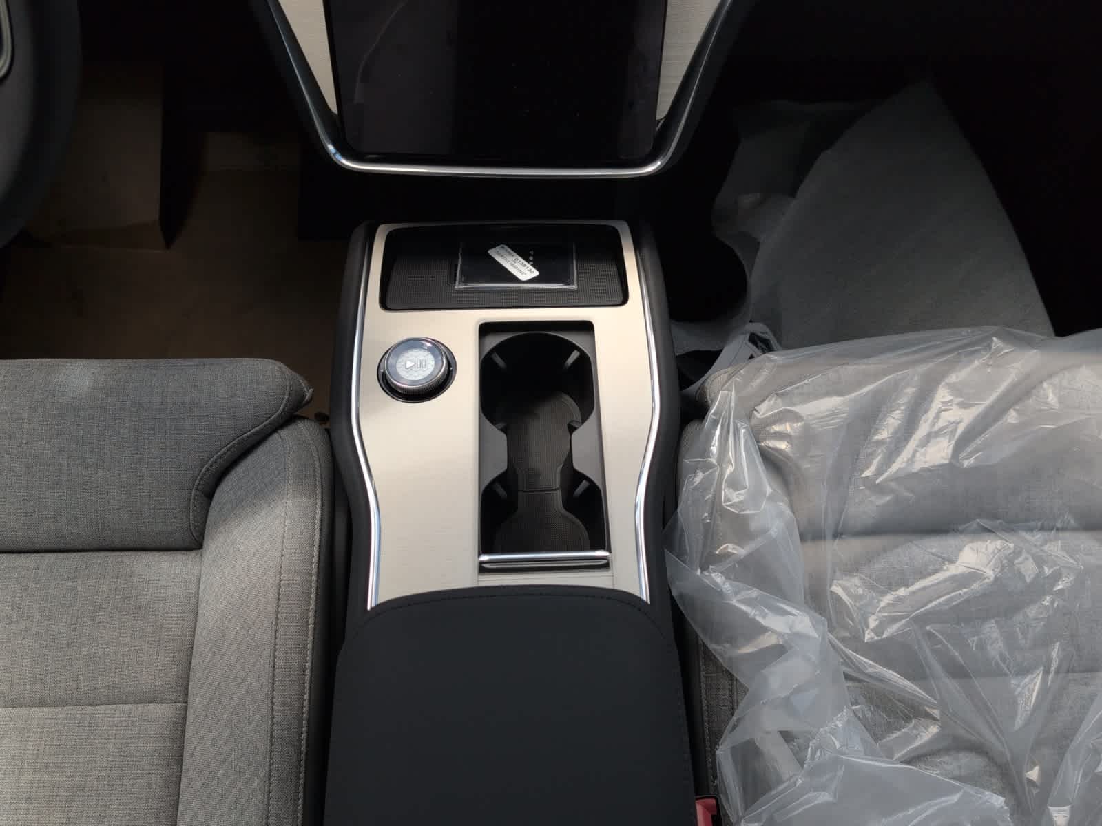 2025 Volvo EX90 Ultra - Photo 15