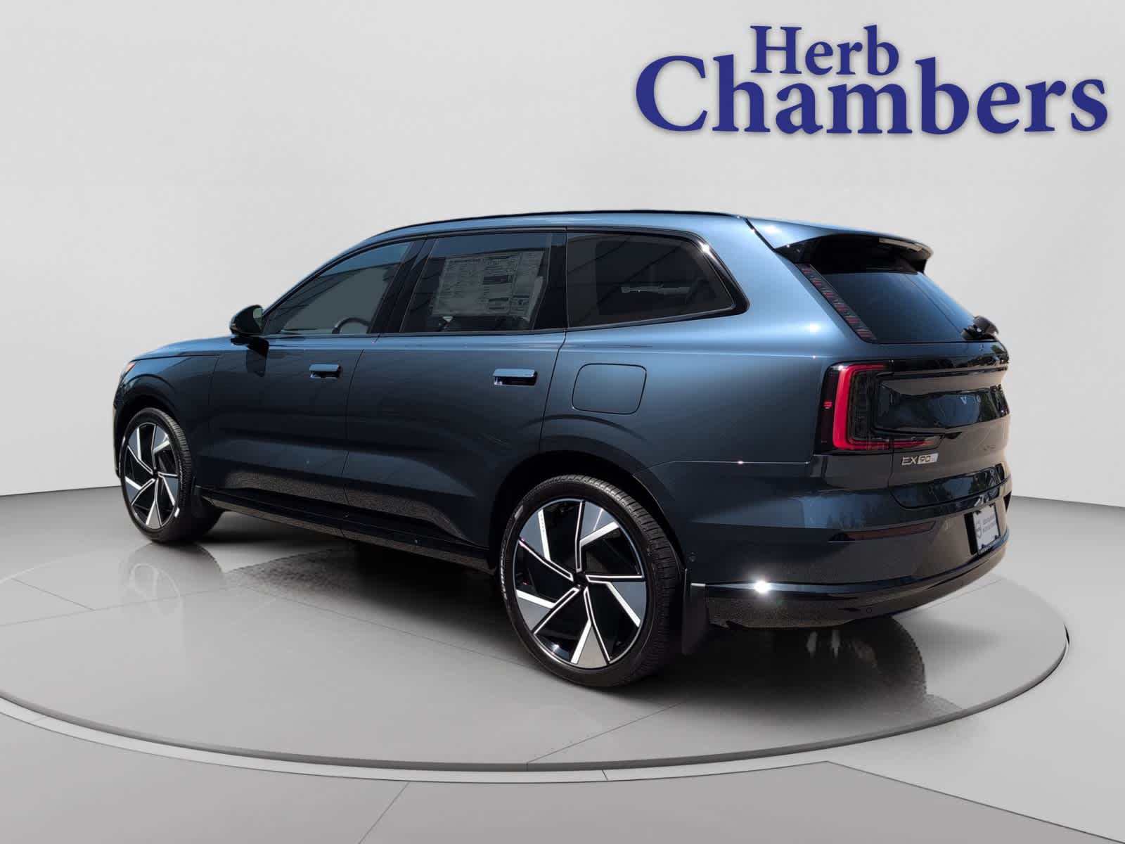 2025 Volvo EX90 Ultra - Photo 3