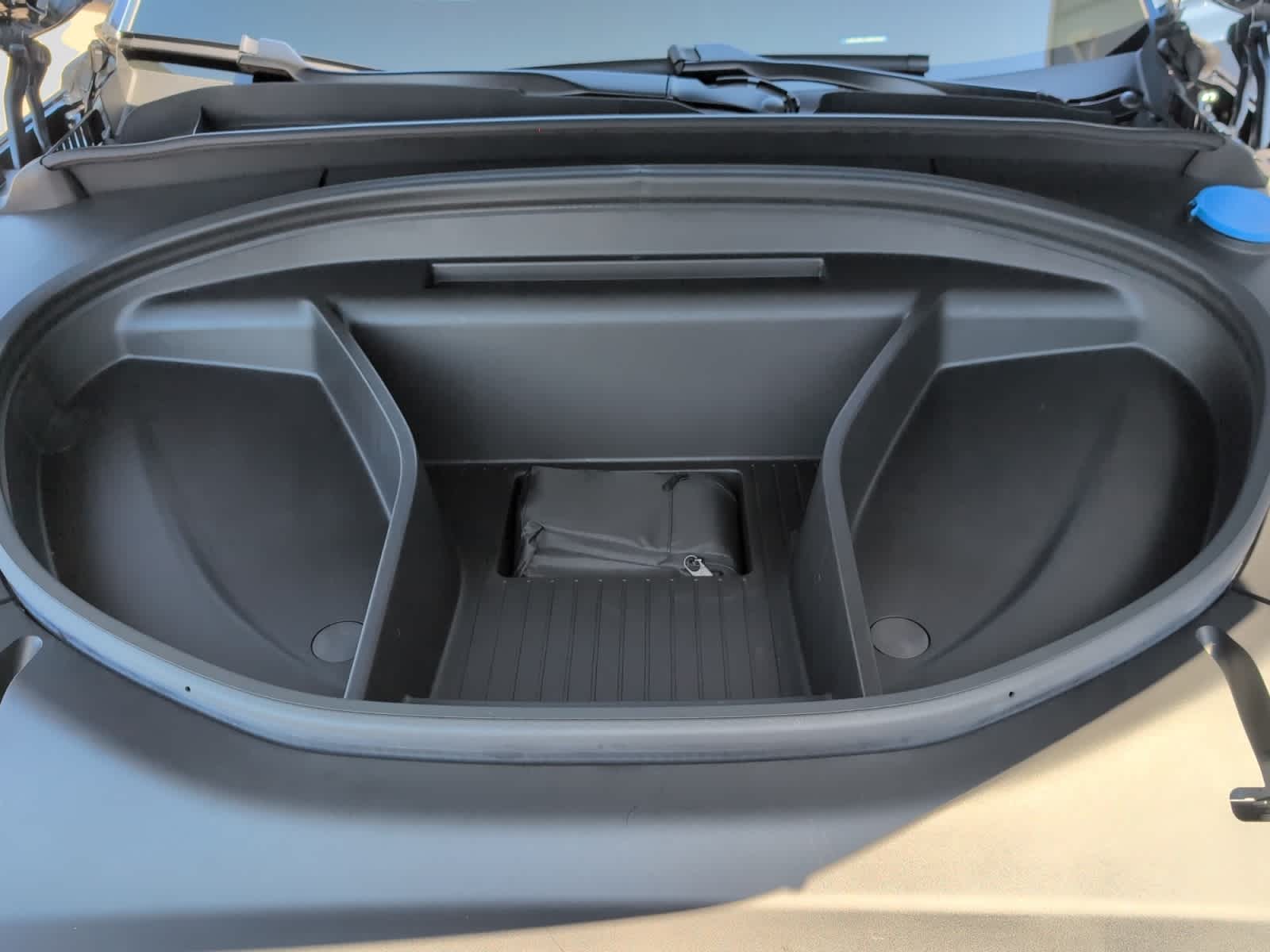 2025 Volvo EX90 Ultra - Photo 11