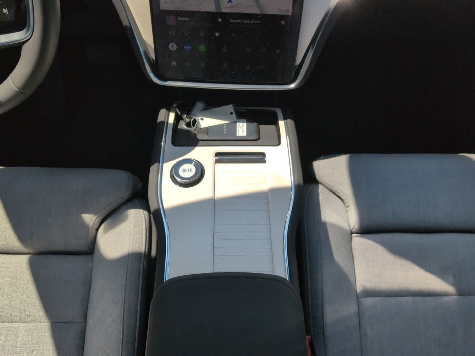 2025 Volvo EX90 Ultra - Photo 15