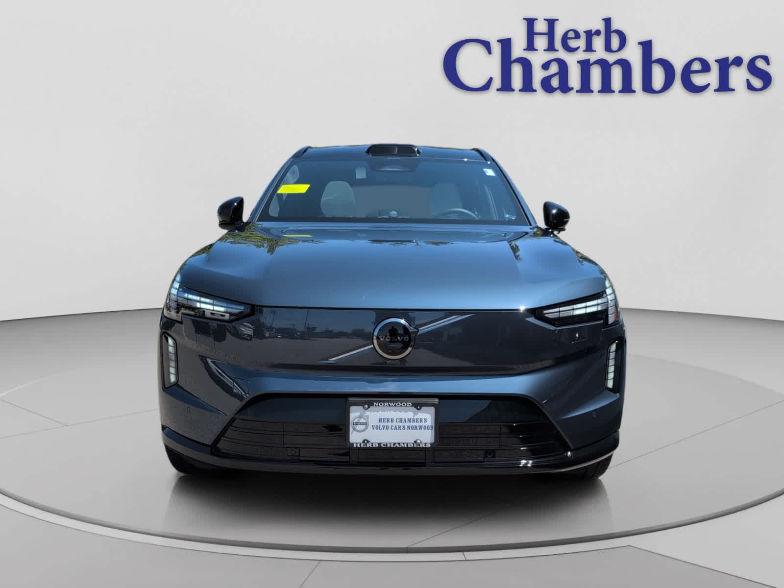 2025 Volvo EX90 Ultra - Photo 2