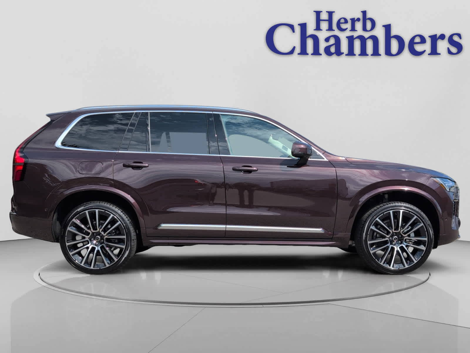 2026 Volvo XC90 Plus - Photo 11