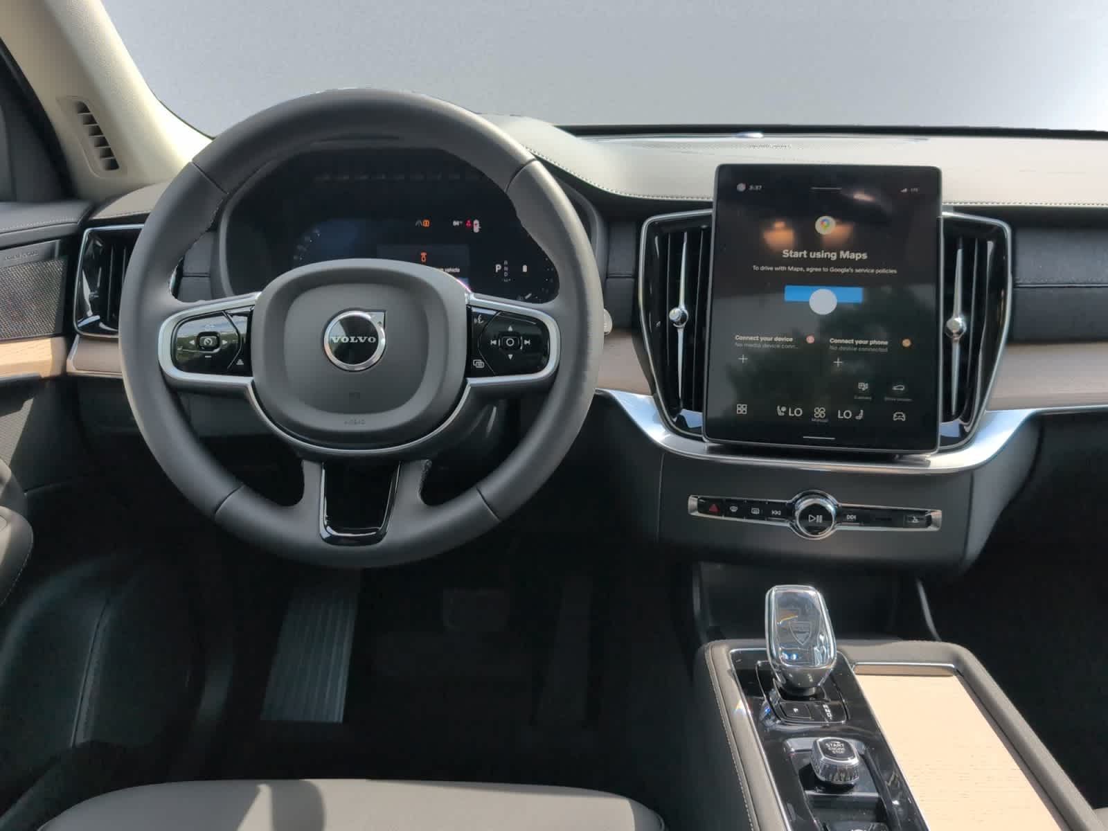 2026 Volvo XC90 Plus - Photo 6