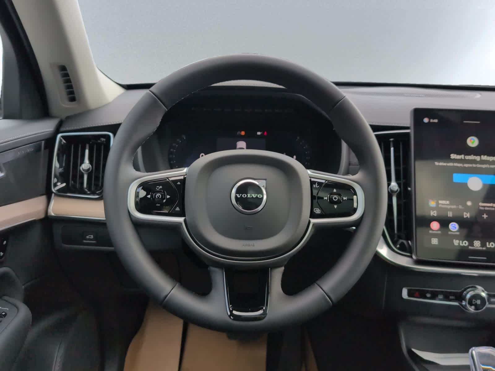 2026 Volvo XC90 Plus - Photo 17