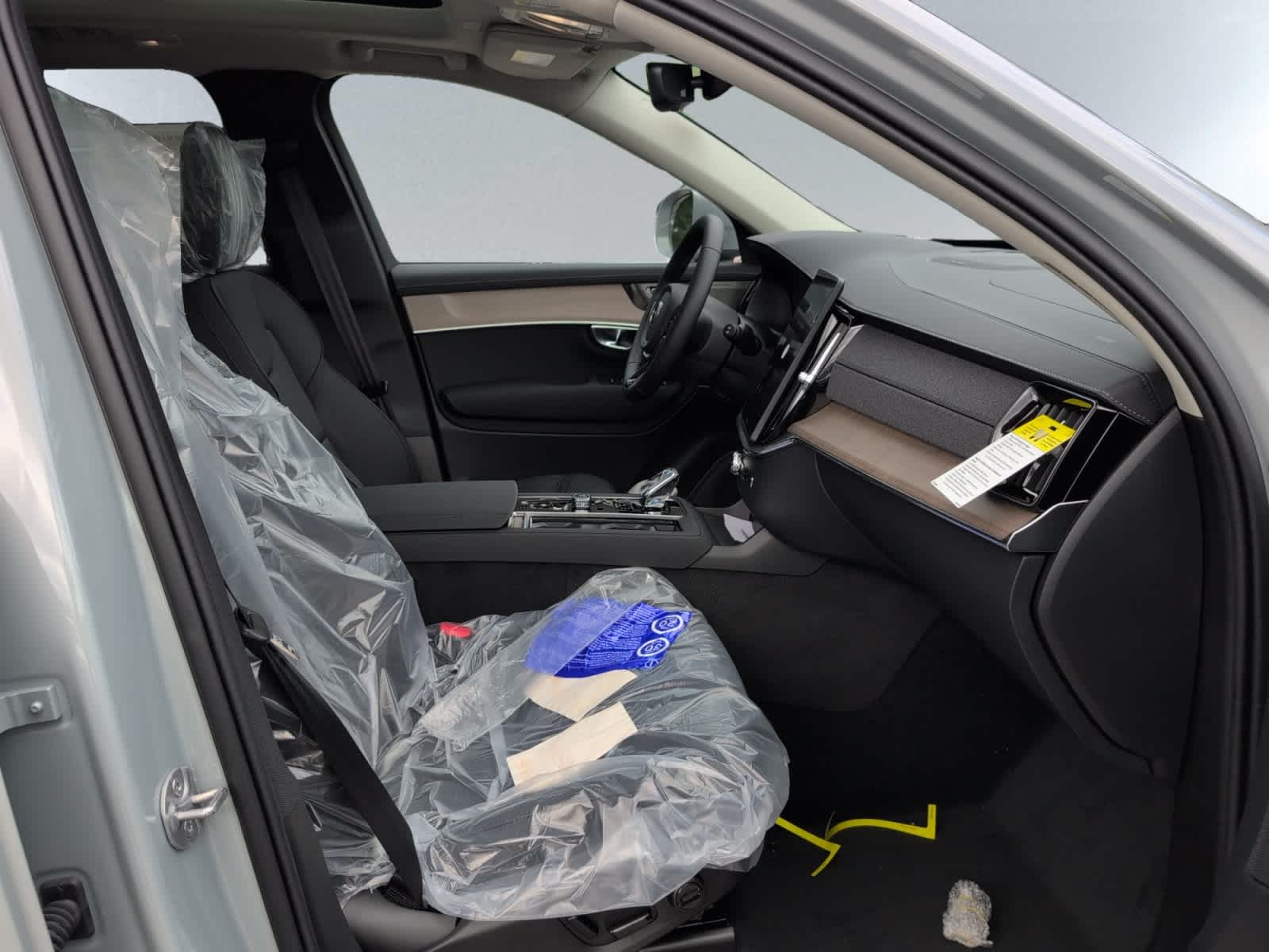 2026 Volvo XC90 Plus - Photo 19