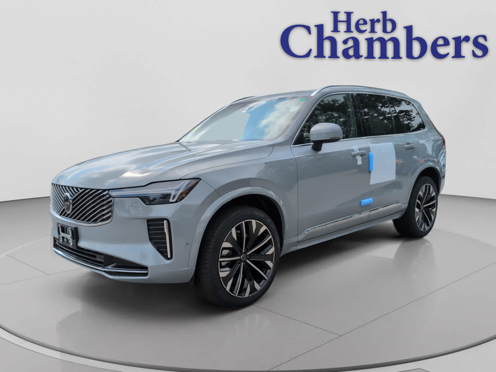 2026 Volvo XC90 Plus - Photo 10