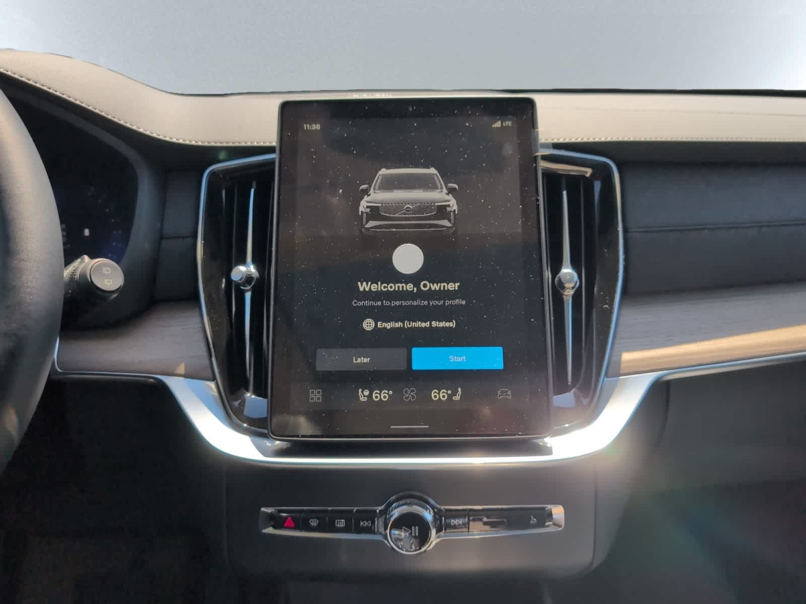 2026 Volvo XC90 Plus - Photo 14