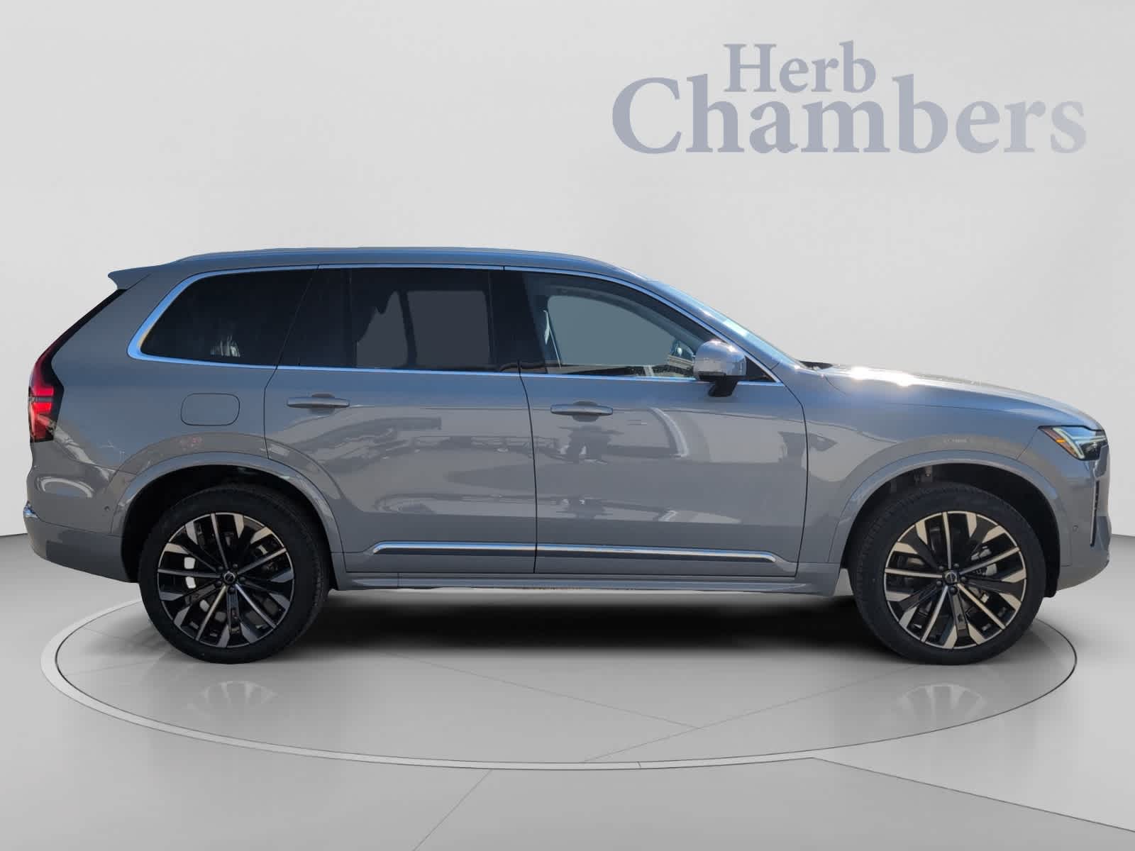 2026 Volvo XC90 Ultra - Photo 11