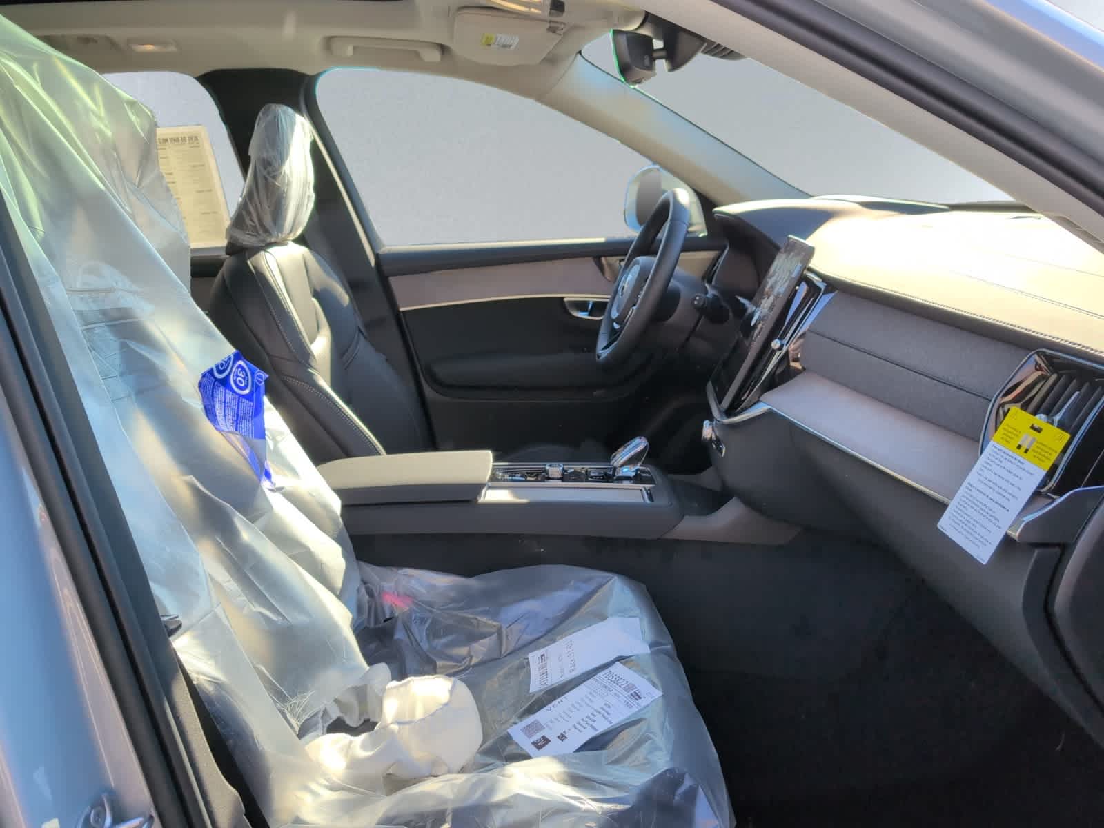 2026 Volvo XC90 Ultra - Photo 19