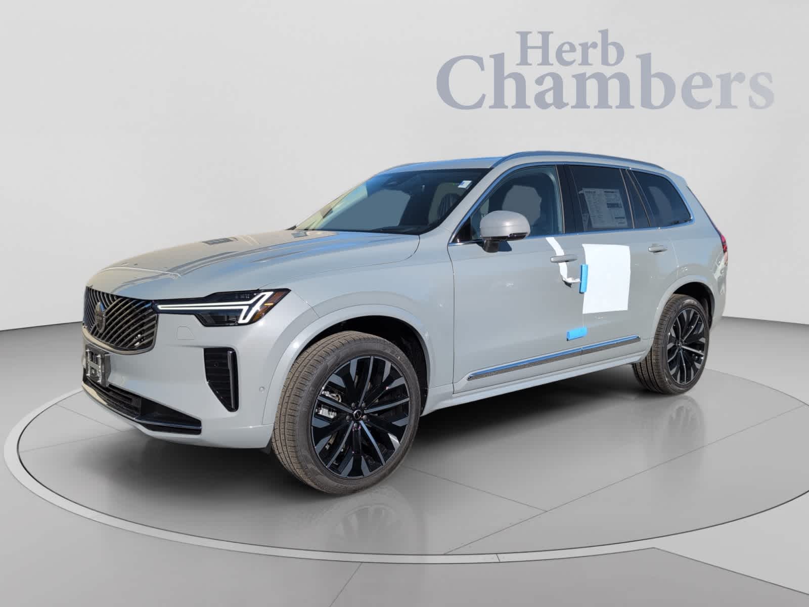2026 Volvo XC90 Ultra - Photo 10