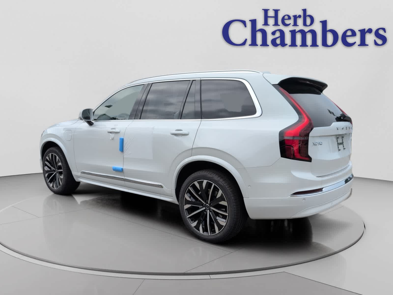 2026 Volvo XC90 Ultra - Photo 3