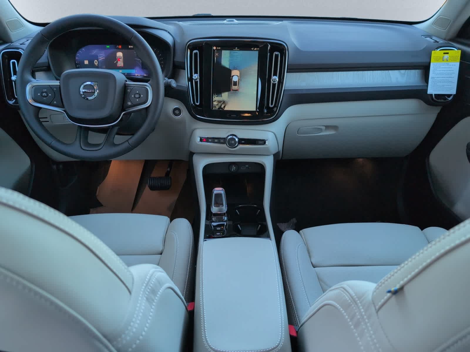 2026 Volvo XC40 Ultra - Photo 12