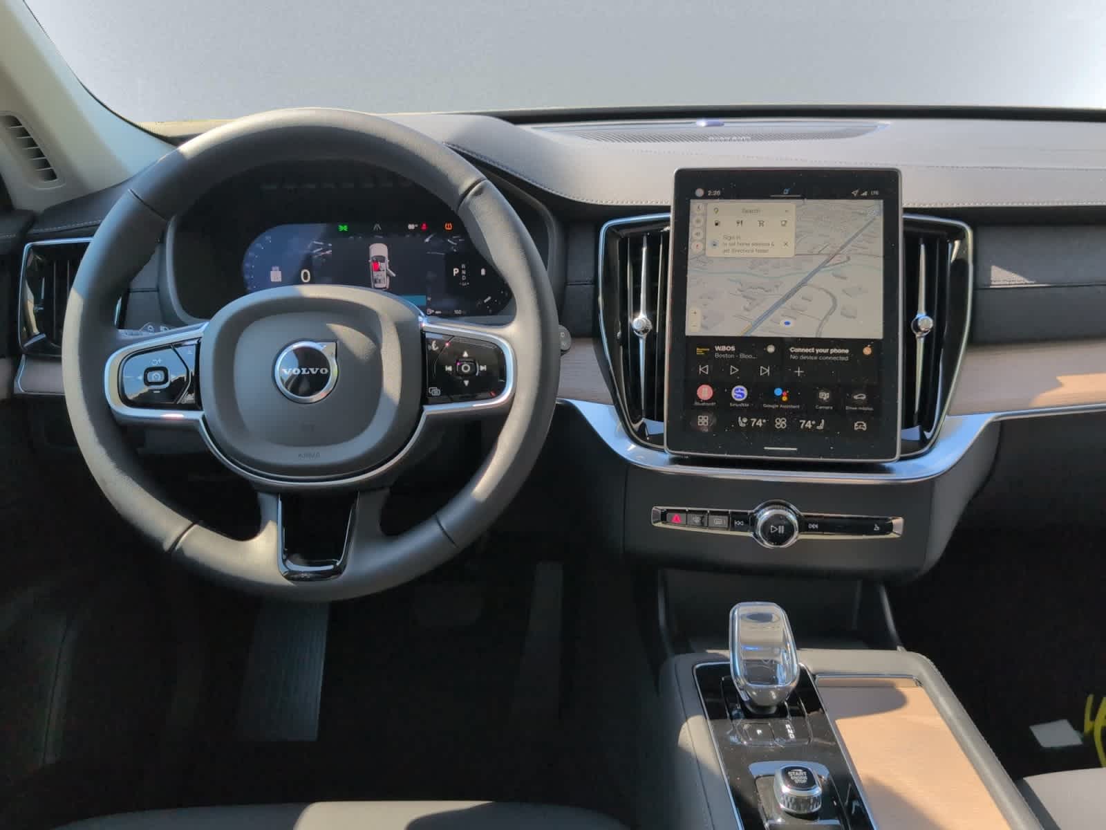 2026 Volvo XC90 Plus - Photo 6