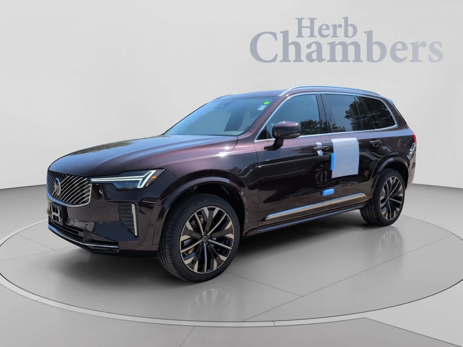 2026 Volvo XC90 Plus - Photo 10