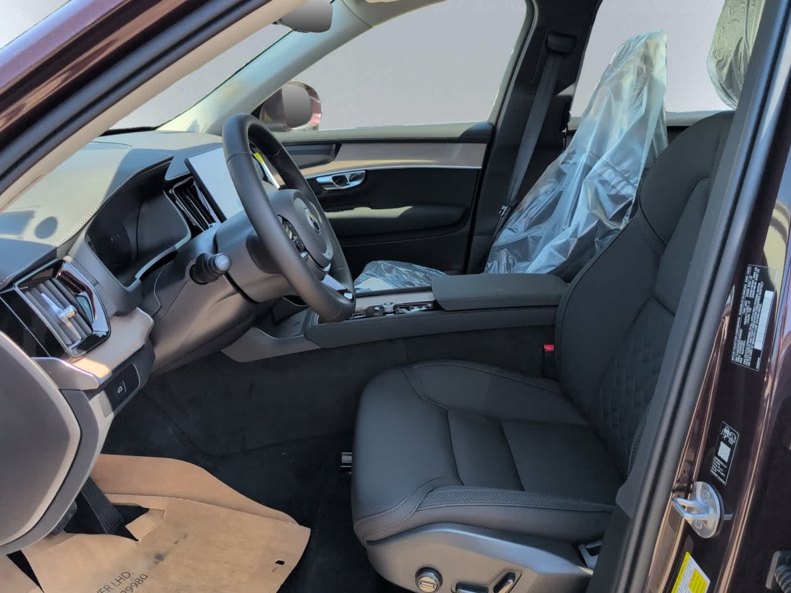 2026 Volvo XC90 Plus - Photo 7