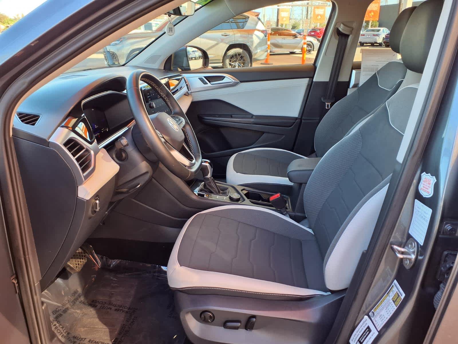 Used 2025 Volkswagen Taos SUV