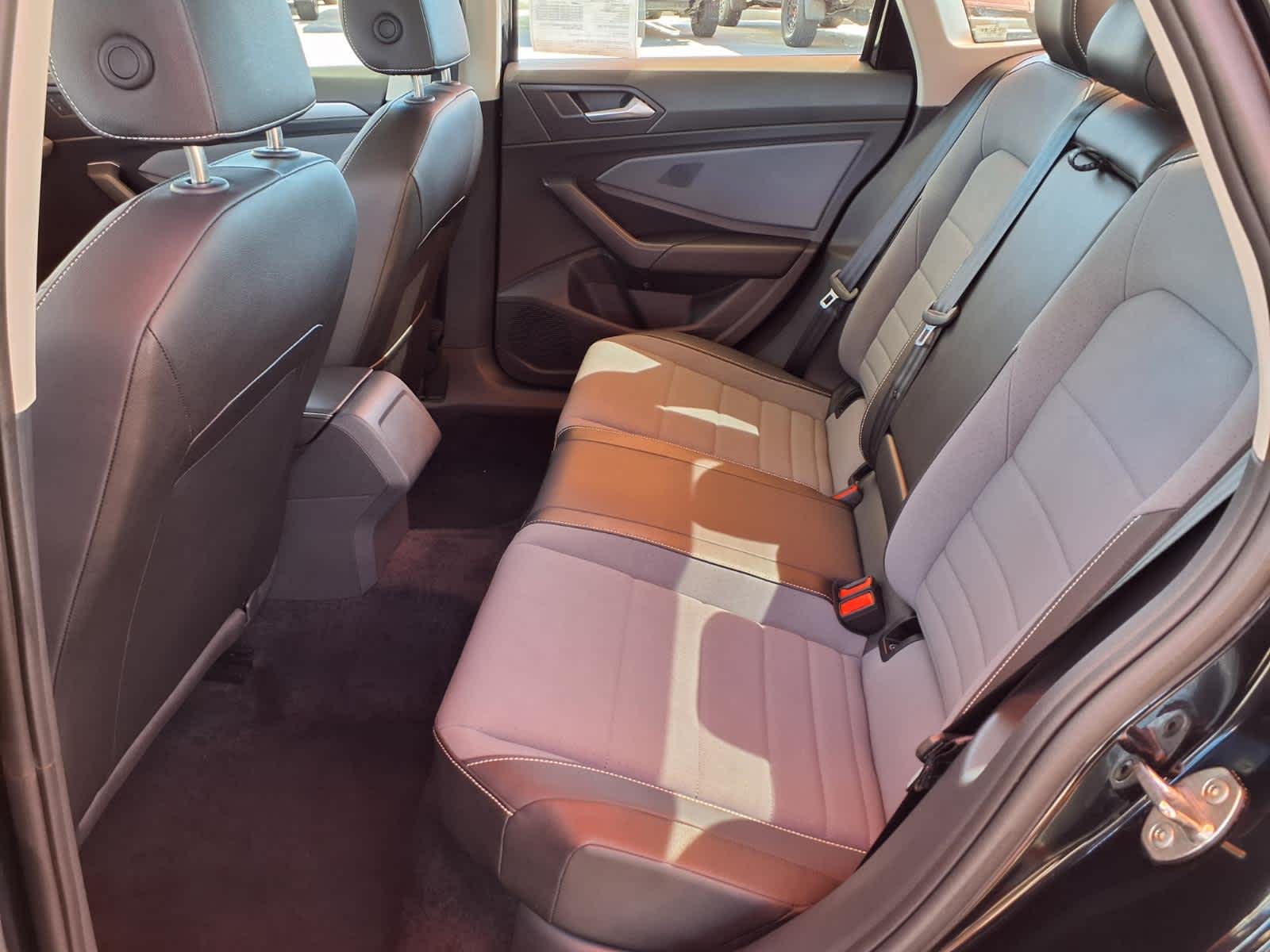 Used 2025 Volkswagen Jetta Sedan