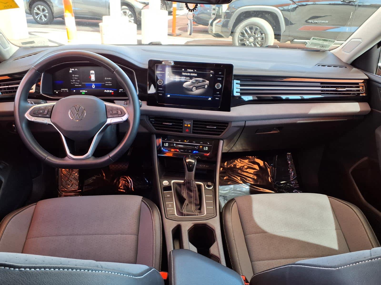 Used 2025 Volkswagen Jetta Sedan