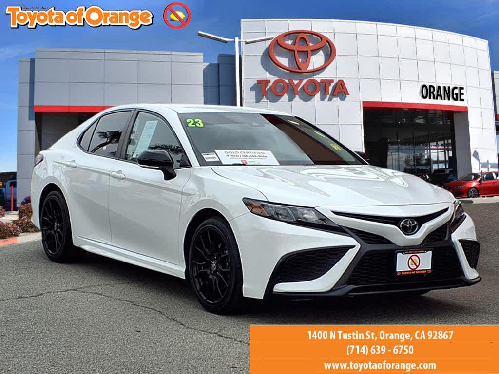 2023 Toyota Camry SE Nightshade's photo