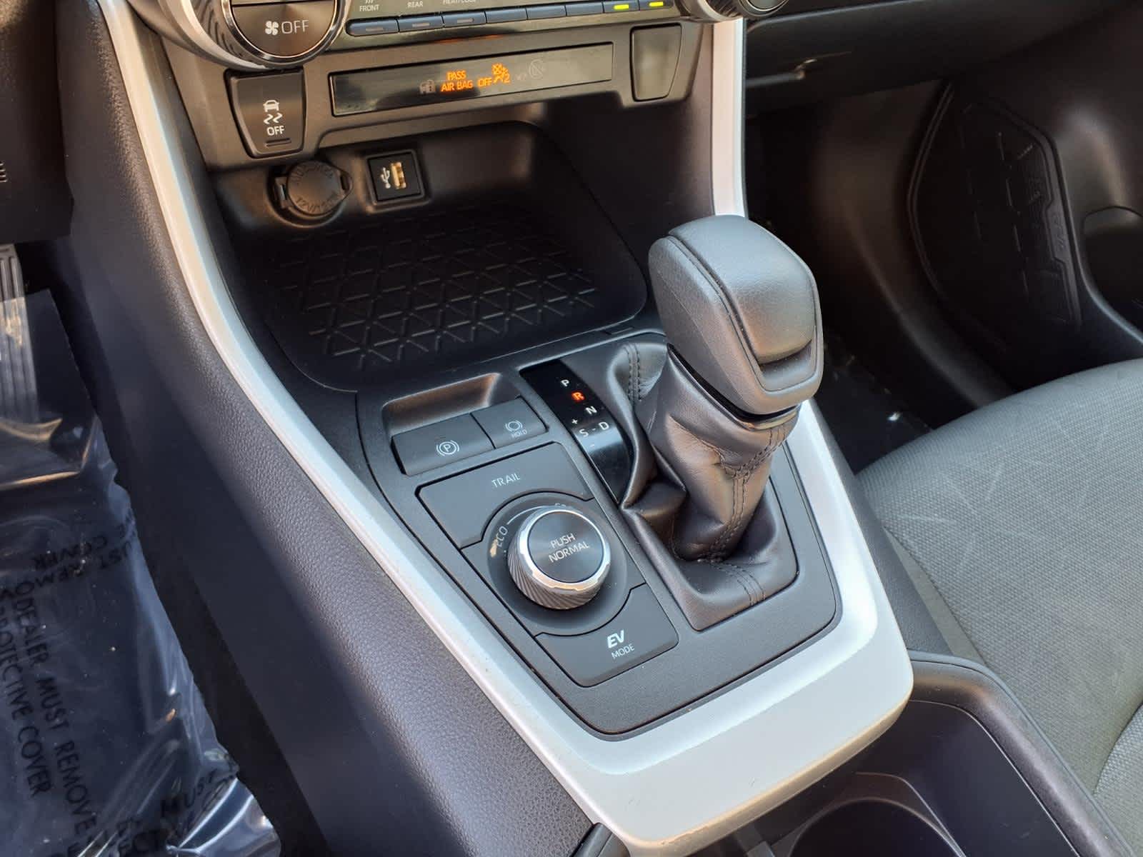 Used 2025 Toyota RAV4 XLE in Orange CA | 4T3RWRFV3SU178500