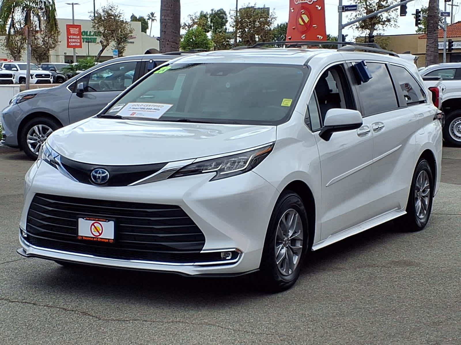 Used 2023 Toyota Sienna Van