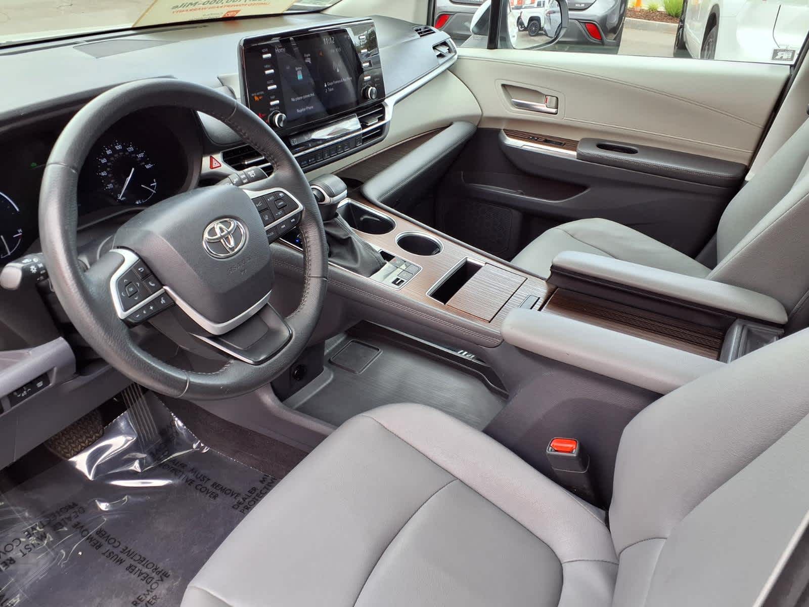 Used 2023 Toyota Sienna Van
