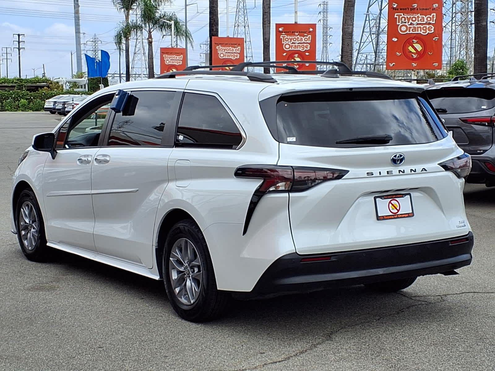 Used 2023 Toyota Sienna Van