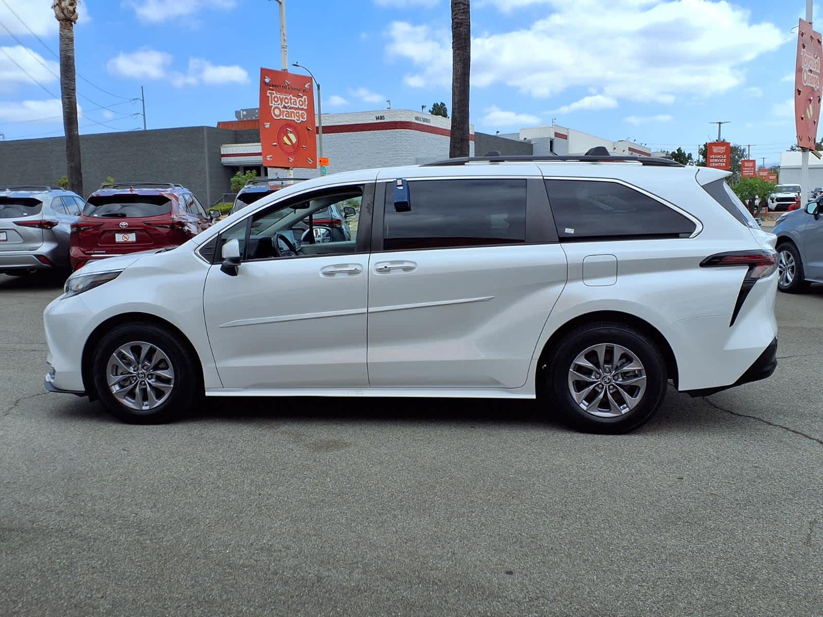 Used 2023 Toyota Sienna Van