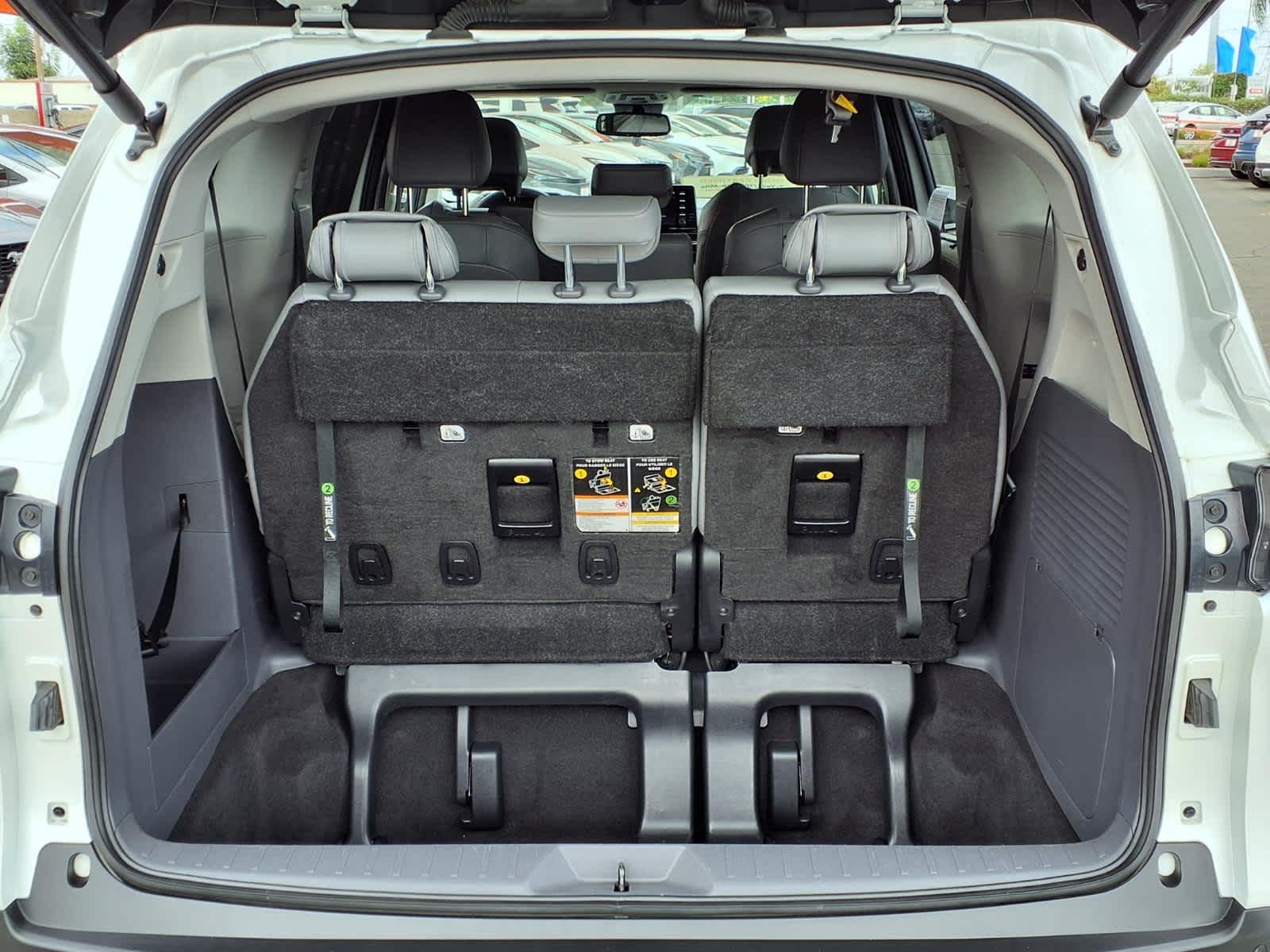 Used 2023 Toyota Sienna Van