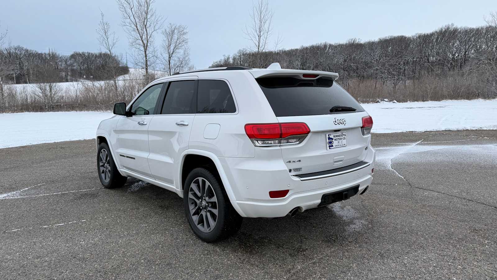 View vehicle photo 5