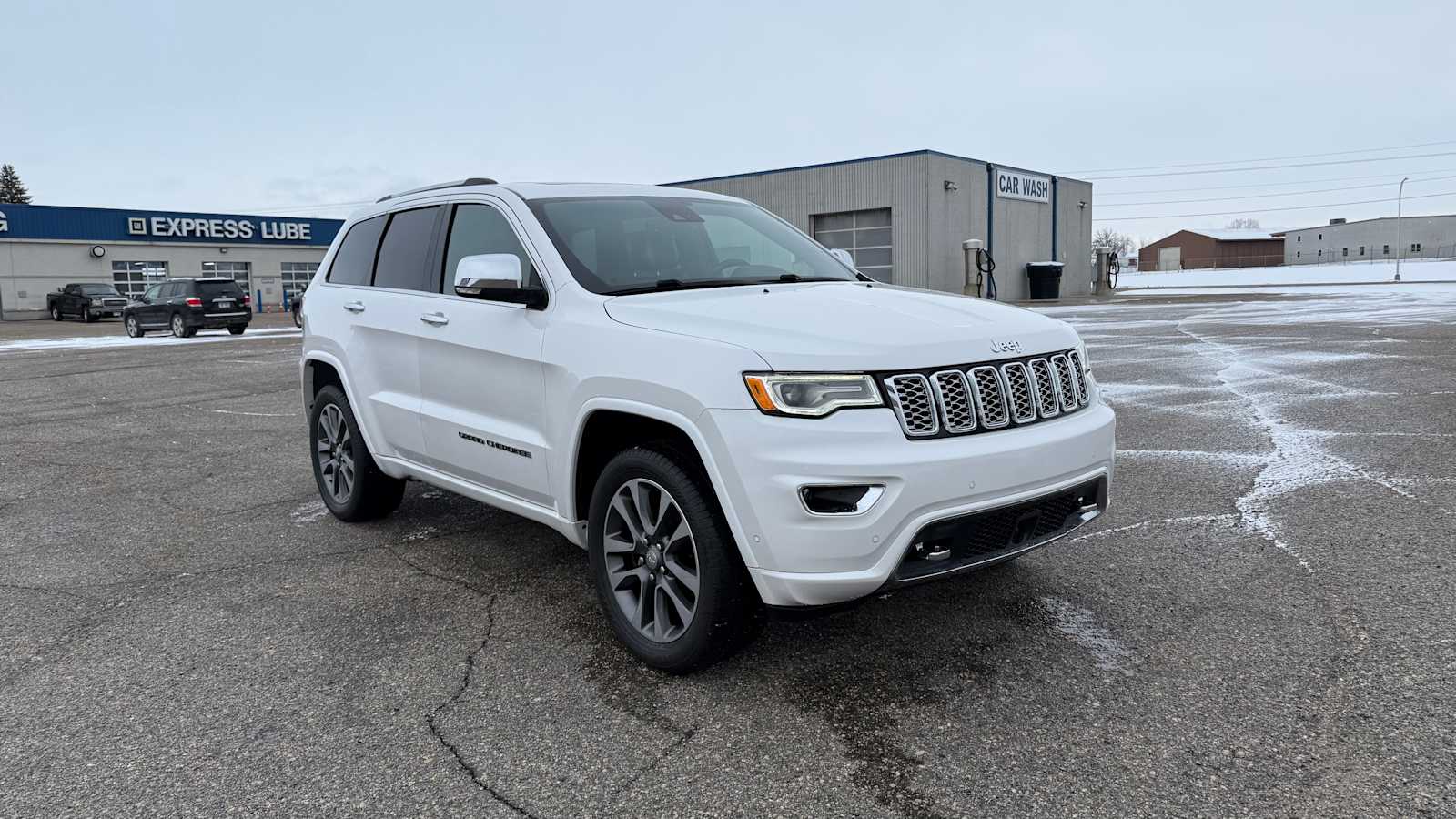 View vehicle photo 2