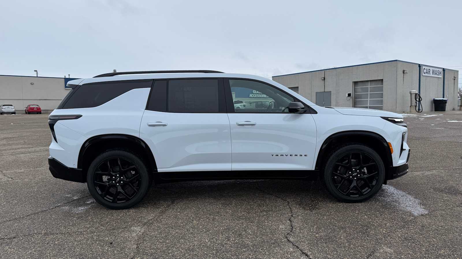 View vehicle photo 3