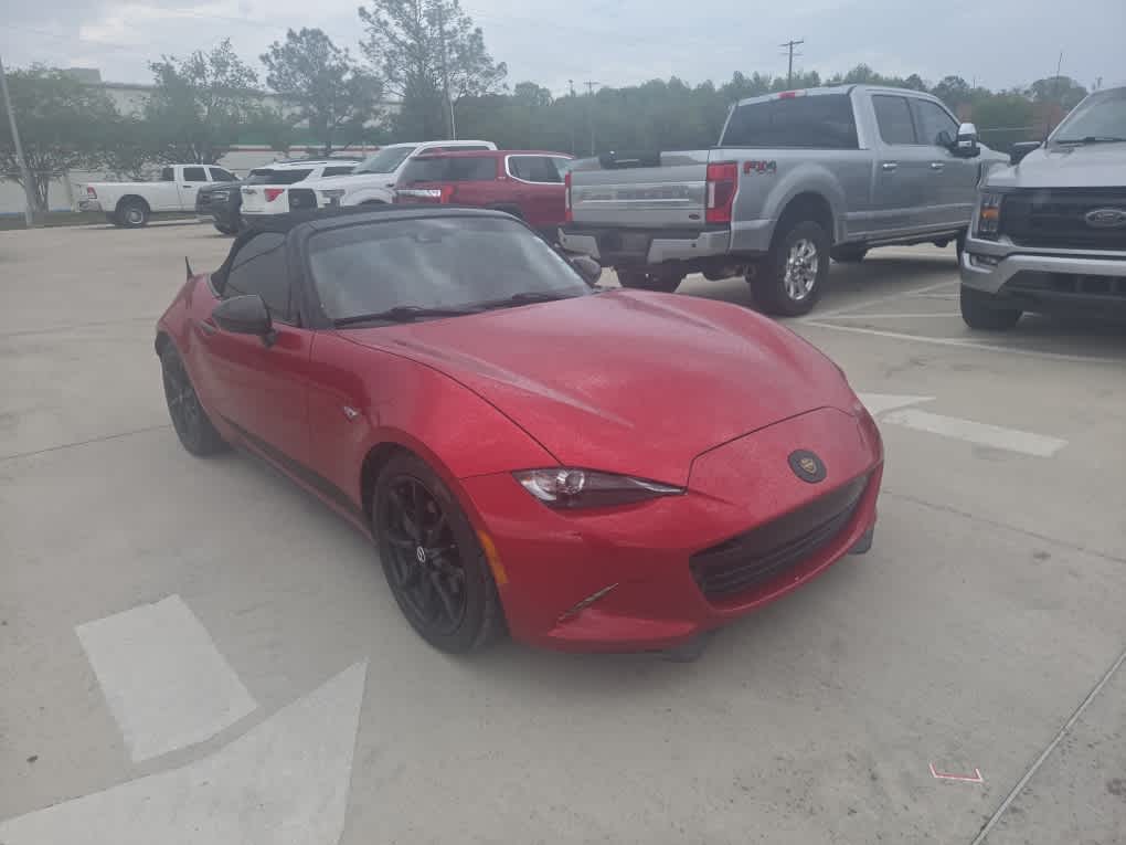Soul Red Metallic 2017 Mazda MX-5 Miata Grand Touring RWD Convertible Rear-Wheel Drive Automatic