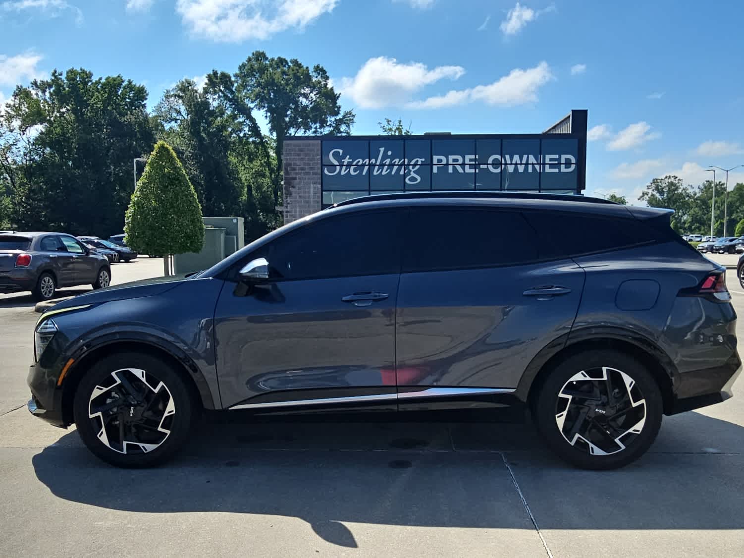View vehicle photo 2