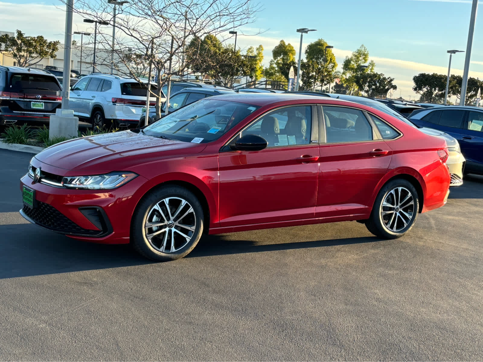 View vehicle photo 7