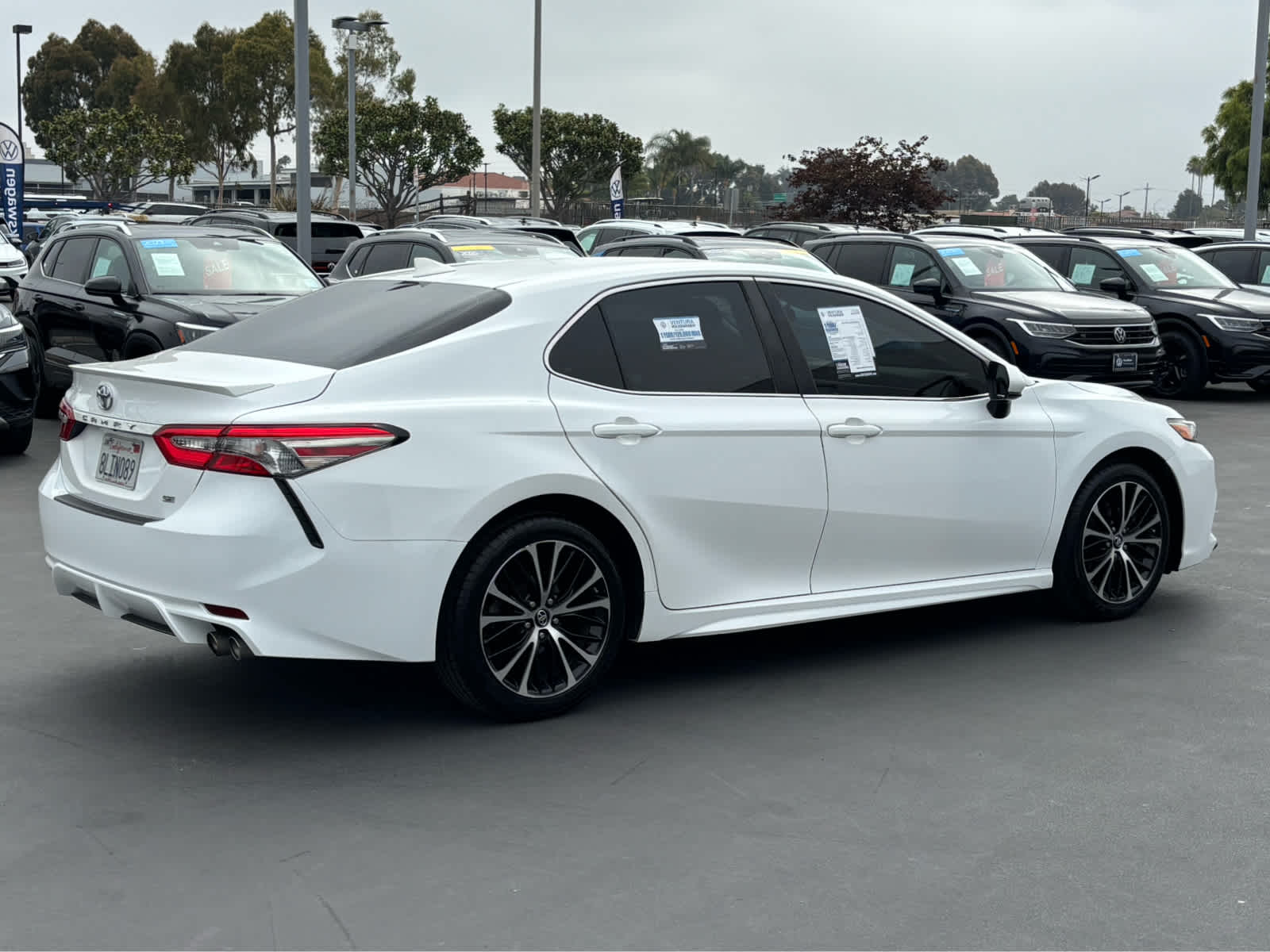 View vehicle photo 3