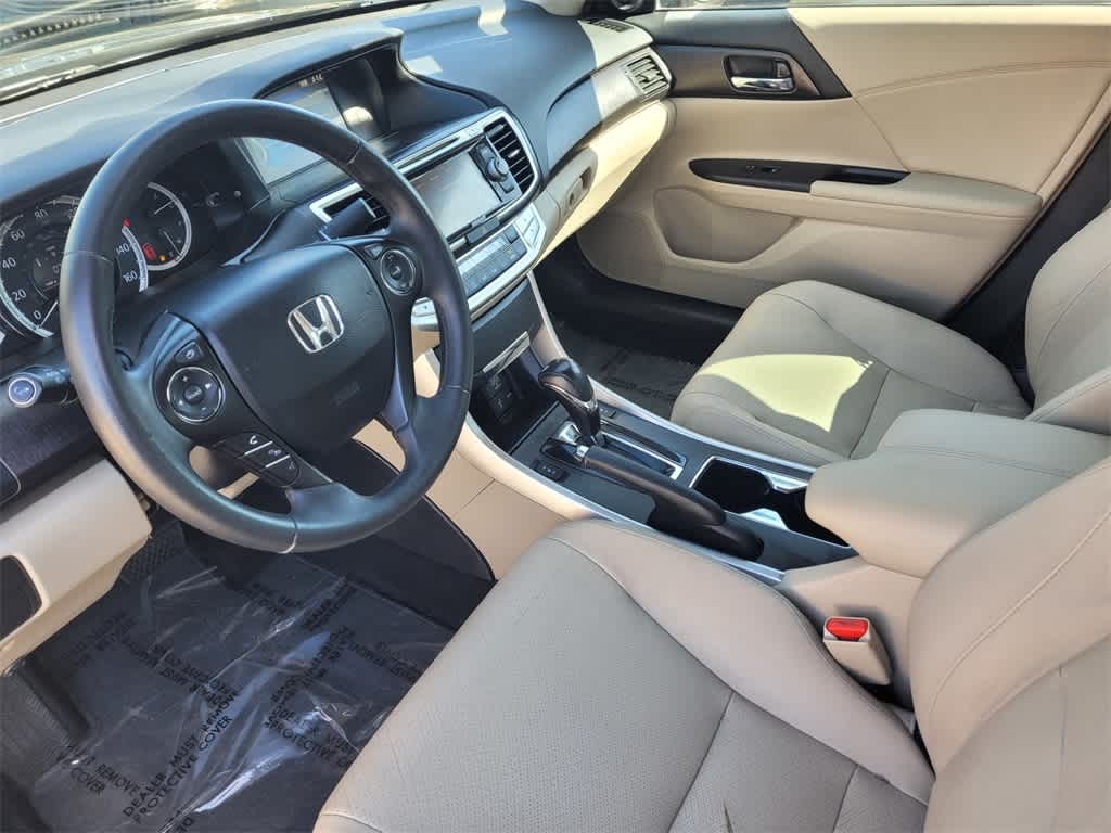 2015 Honda Accord EX-L 19