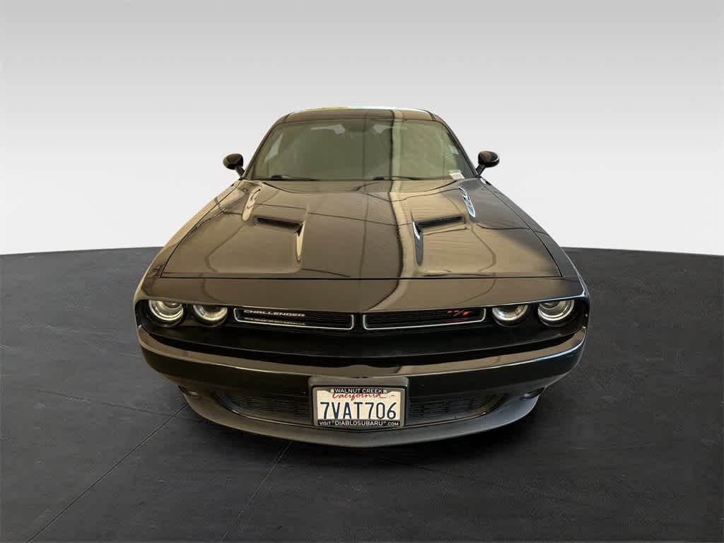 2016 Dodge Challenger R/T 8