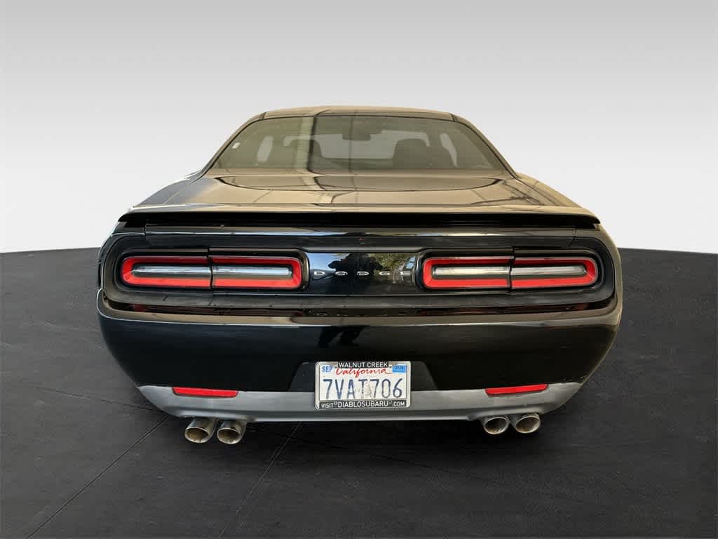 2016 Dodge Challenger R/T 5