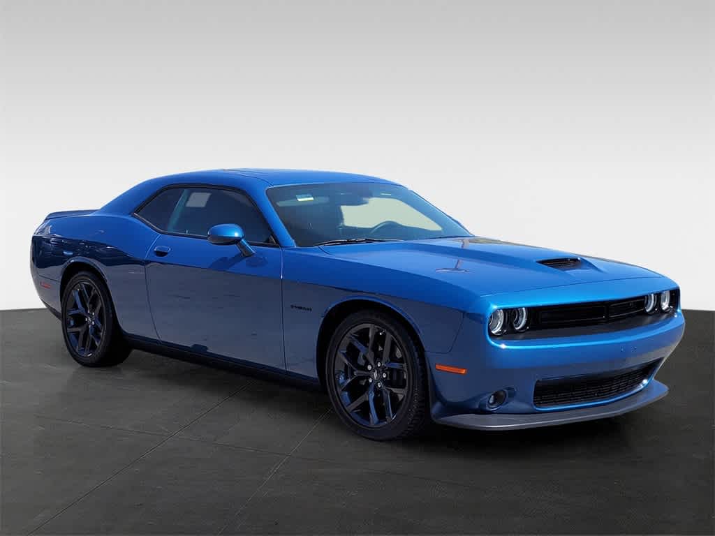 2022 Dodge Challenger R/T 8