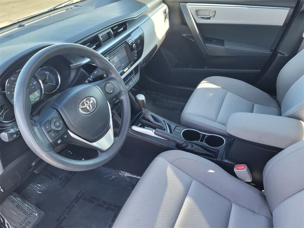 2016 Toyota Corolla LE 19