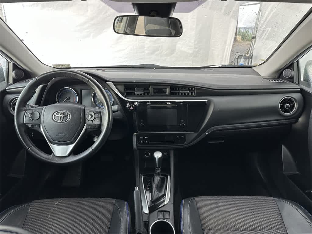 2018 Toyota Corolla SE 10