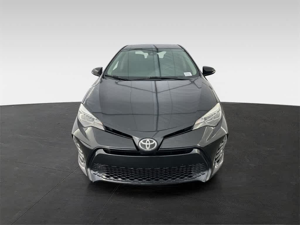 2017 Toyota Corolla SE 8