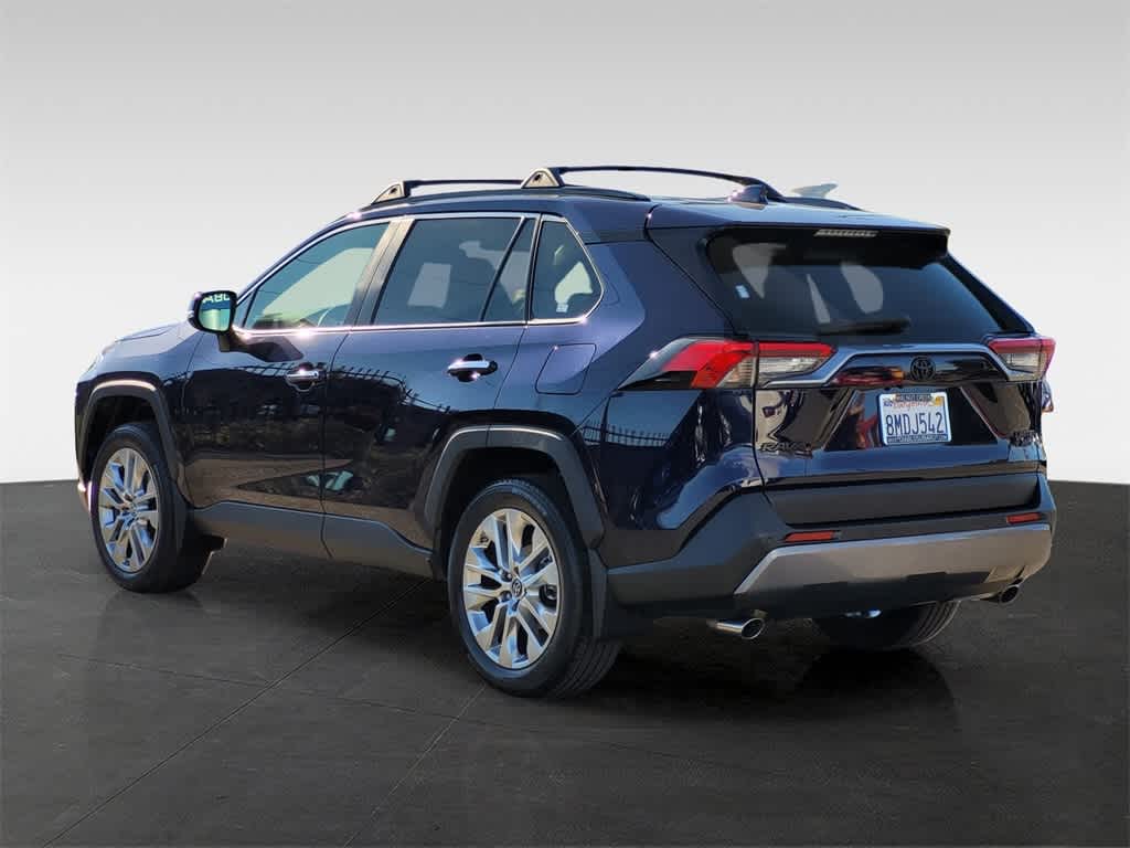 2019 Toyota RAV4 Limited 5