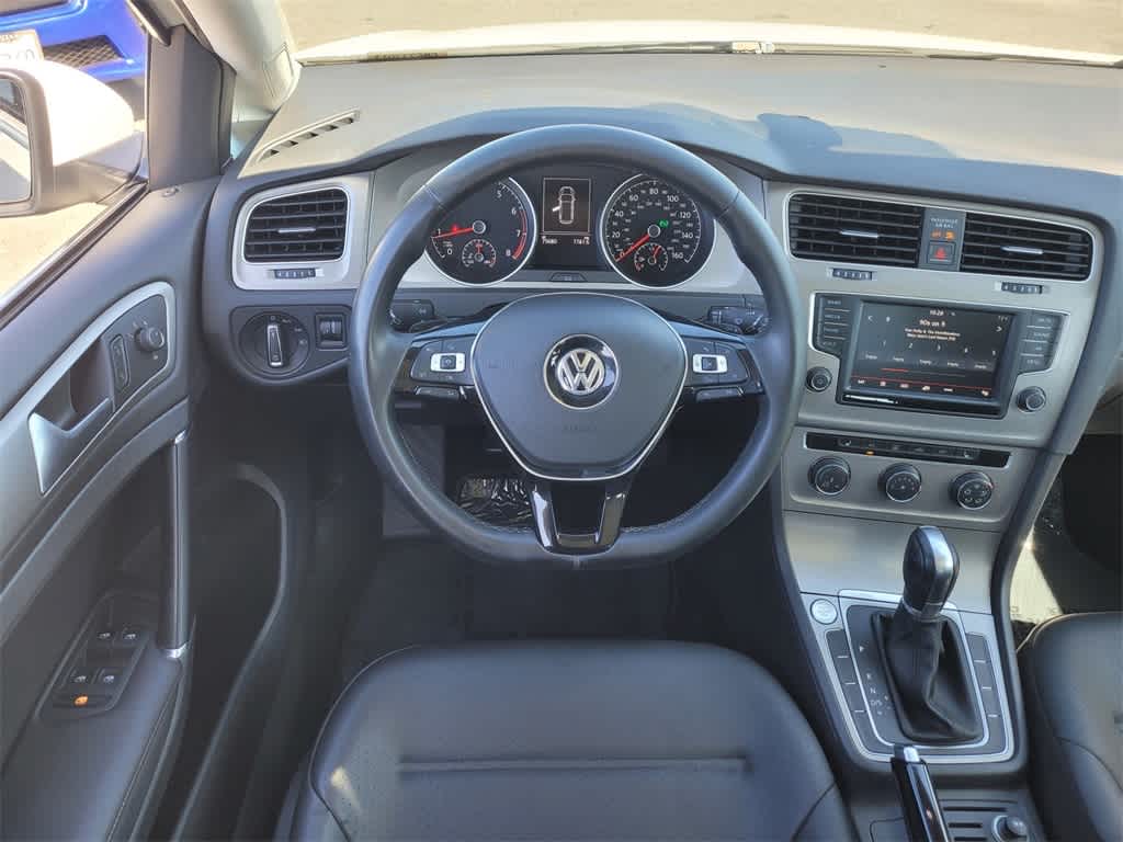 2016 Volkswagen Golf SportWagen TSI Limited Edition 11