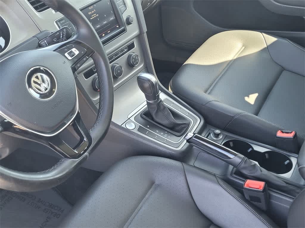 2016 Volkswagen Golf SportWagen TSI Limited Edition 20